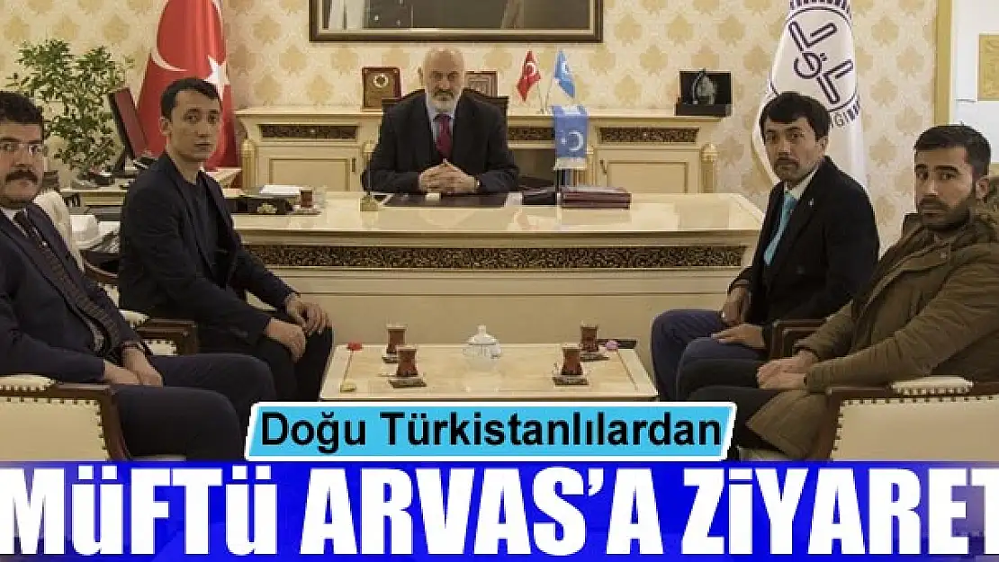 Doğu Türkistanlılardan Müftü Arvas'a ziyaret