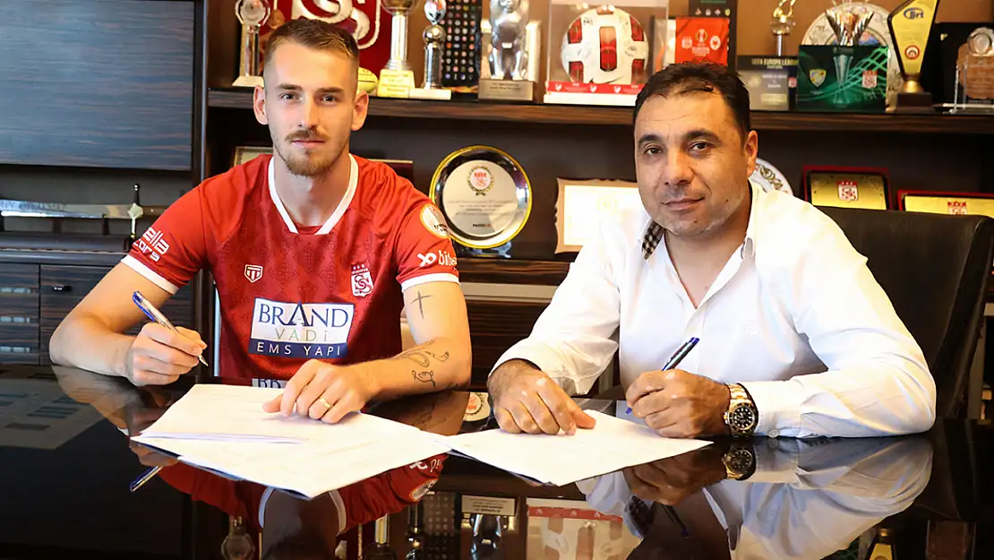 Roman Kvet, Sivasspor'a transfer oldu