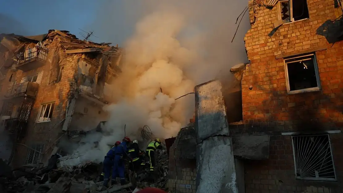 Rusya'dan Kiev'e saldırı: En az 10 ölü, 38 yaralı