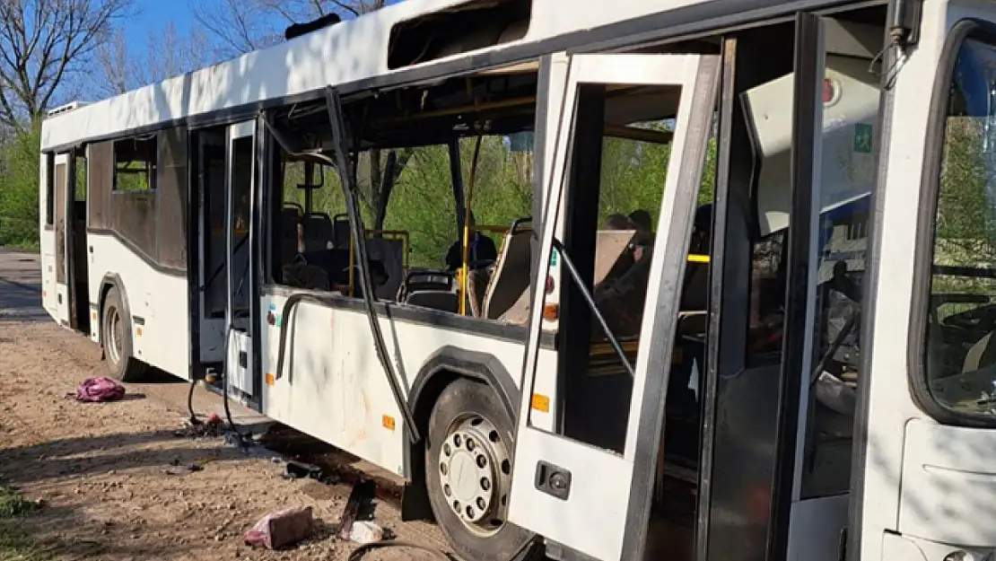 Rusya, Ukrayna'da sivilleri taşıyan otobüsü vurdu: 9 ölü, 30 yaralı