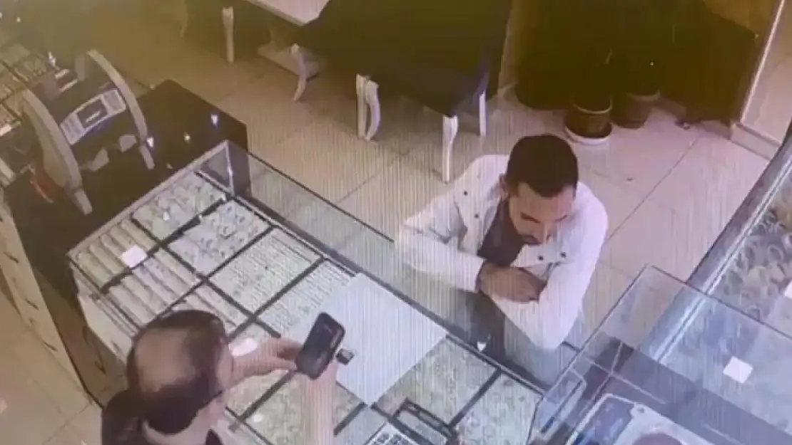 Sahte altın satan 3 şüpheli yakalandı