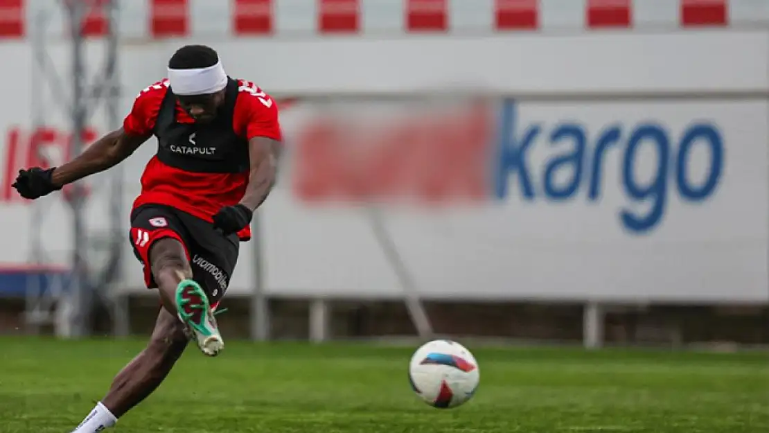 Samsunspor, Beşiktaş ile puan farkını 9'a çıkarmak istiyor