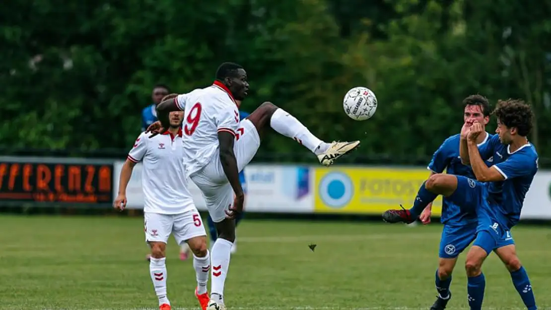 Samsunspor, Hollanda kampını galibiyetsiz kapattı