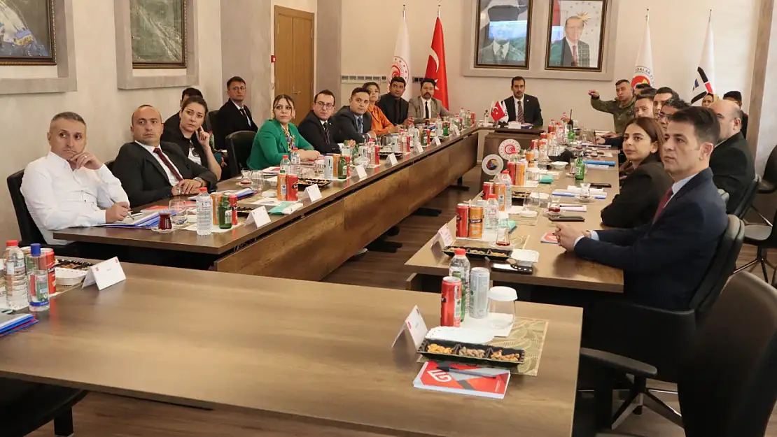 Saray'da sınır ve göç yönetimi toplantısı gerçekleştirildi