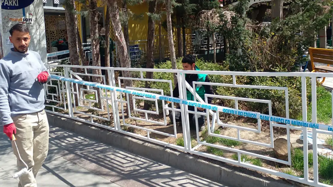 Şehir Parkı'nda bakım onarım çalışmaları