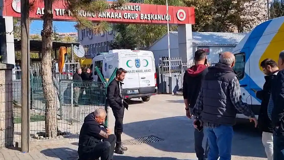 Şehit ailelerinin Adli Tıp Kurumu'nda bekleyişi