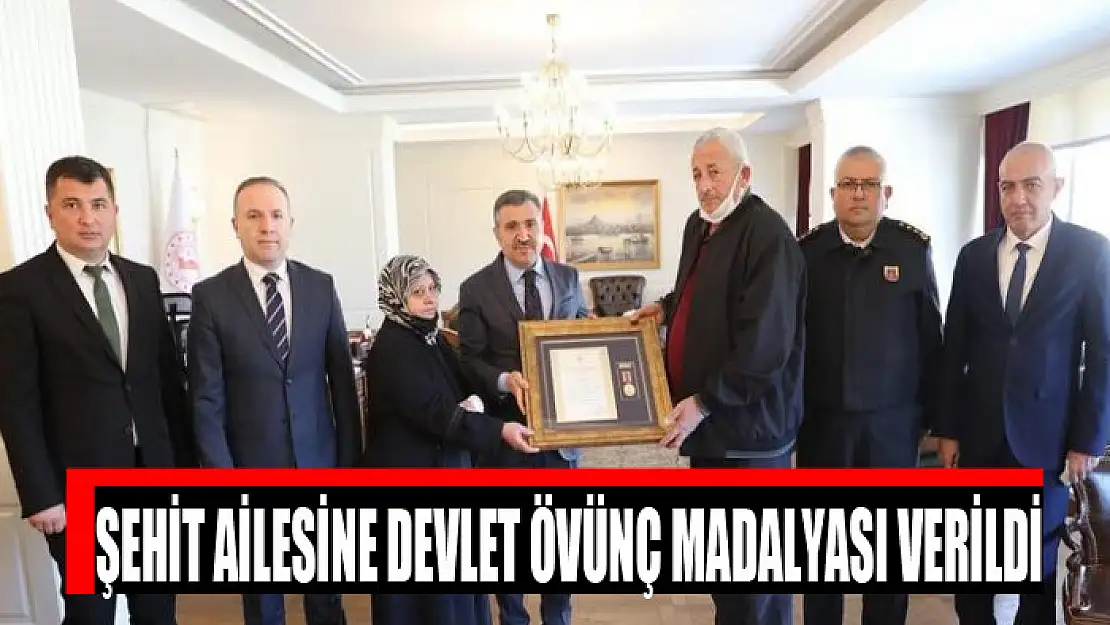 Şehit ailesine Devlet Övünç Madalyası verildi