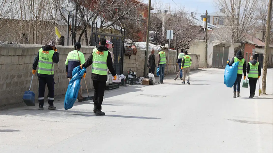 Selimbey Mahallesi'nde bahar temizliği