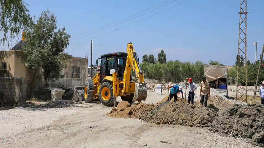 Süphan Caddesi'nde yenileme çalışmaları sürüyor