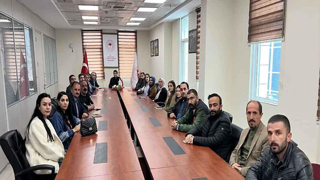 Tarım Müdürü Şişman tarım danışmanlarıyla buluştu