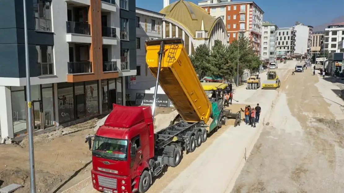 Terzioğlu caddesindeki çalışmalarda sona doğru
