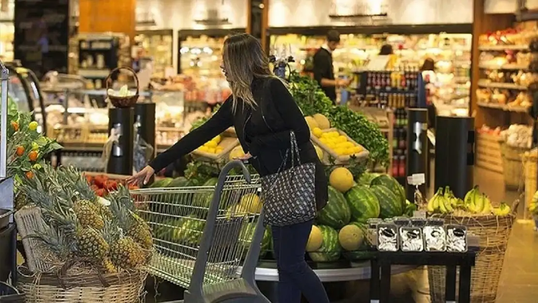 Ticaret satış hacmi yıllık yüzde 10,8 arttı