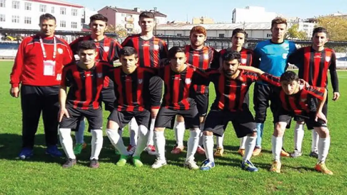 1974 EDREMİT TOKİSPOR ÜÇ PUAN PEŞİNDE 