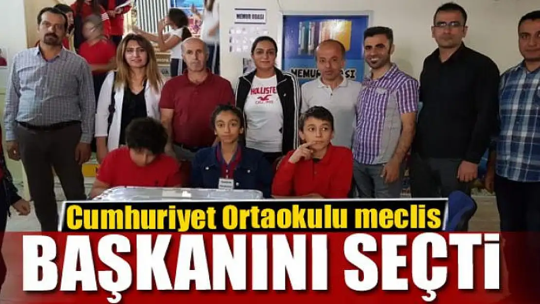 Cumhuriyet Ortaokulu meclis başkanını seçti