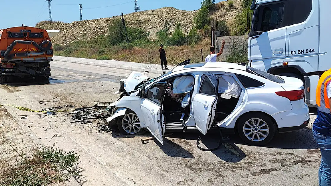 Trafik kazası: 1 ölü, 3 yaralı