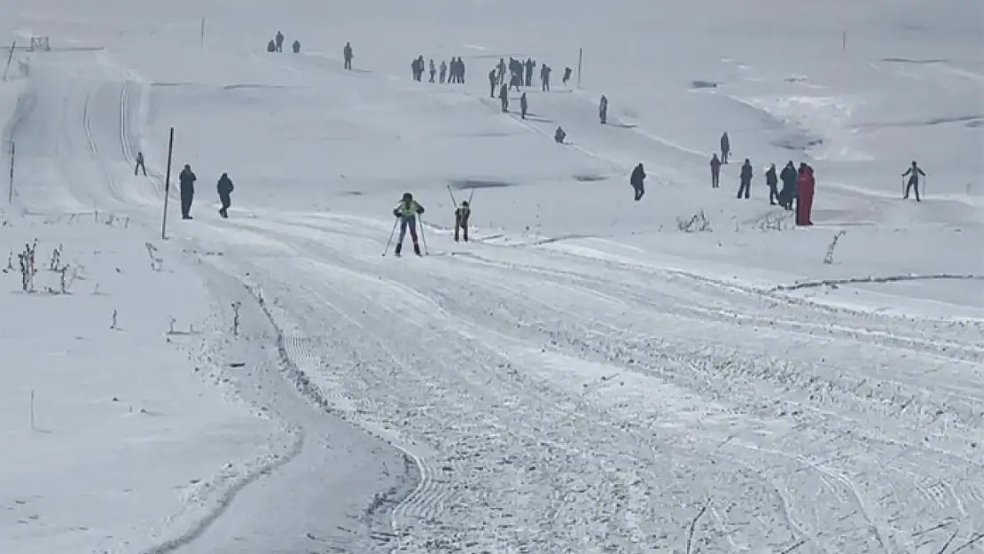 Türkiye Kayaklı Koşu Eleme Yarışması sona erdi