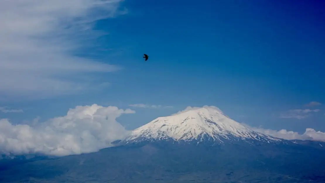 Türkiye'nin çatısı baharda göz kamaştırıyor