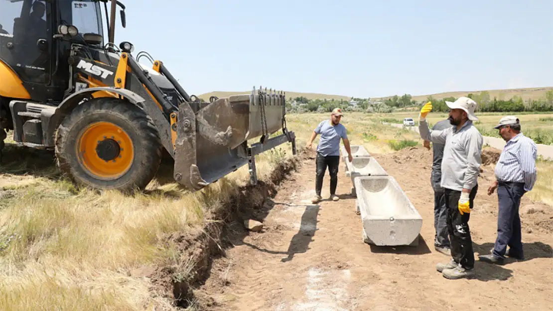 Tuşba Belediyesi'nden sıvat desteği