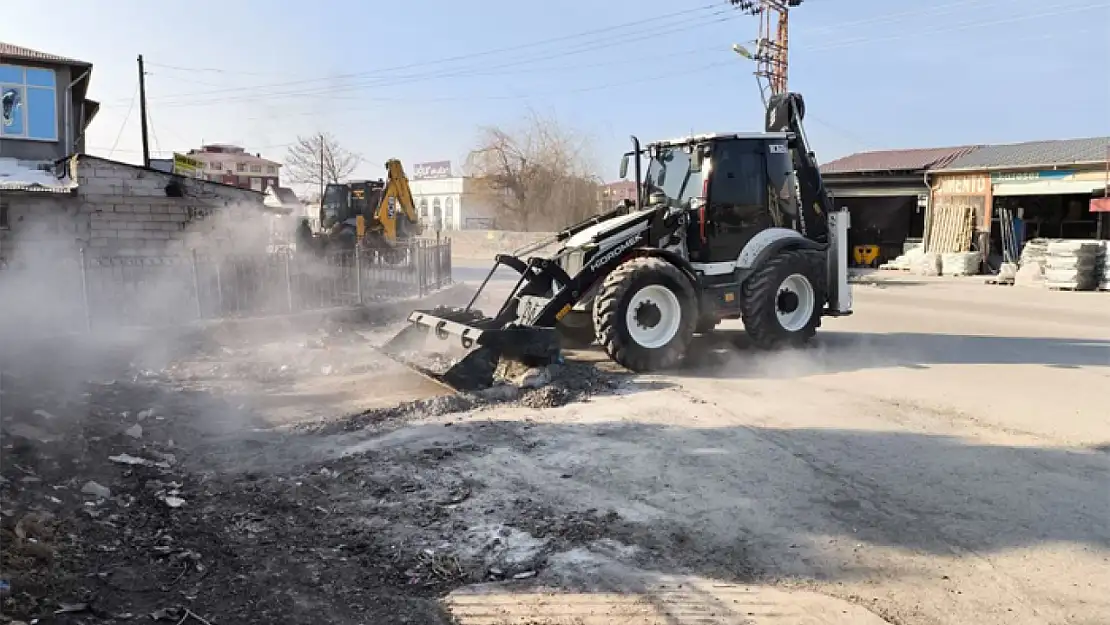 Tuşba Belediyesi'nden temizlik seferberliği