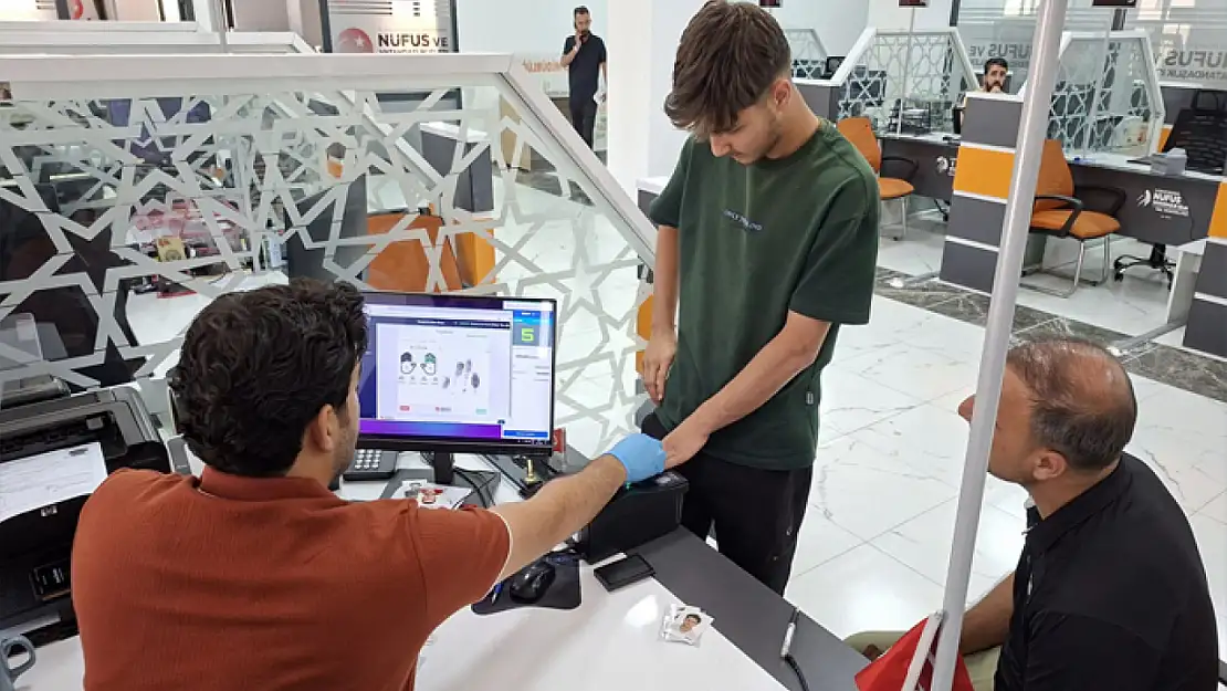 Tuşba Nüfus Müdürlüğü yeni hizmet binasında hizmete başladı