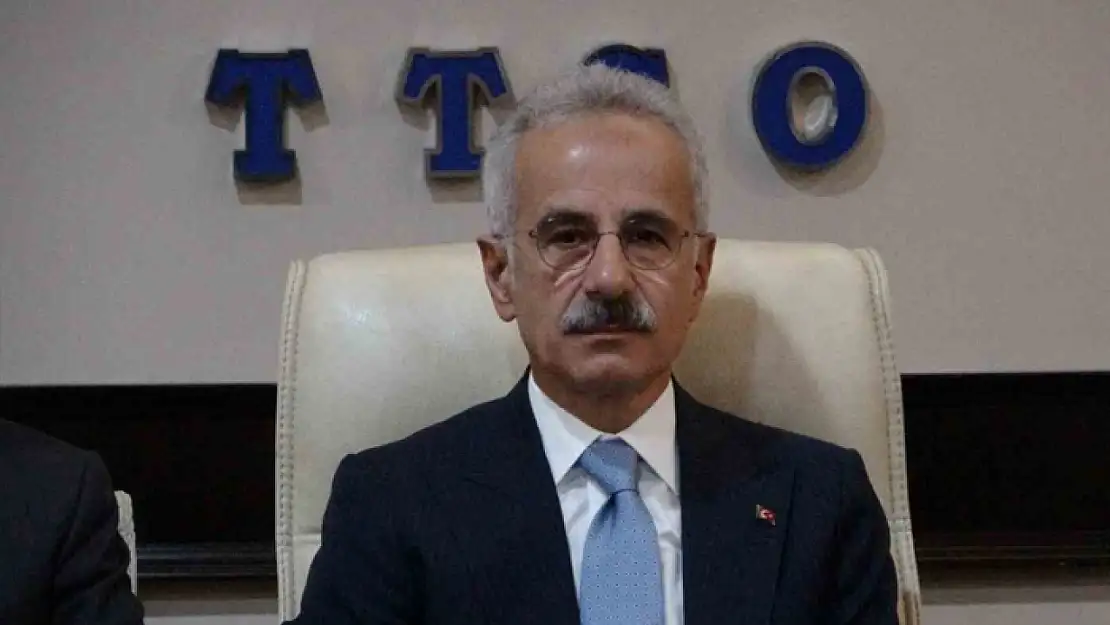 Uraloğlu: Türkiye'de denize yapılan 3. havalimanını Trabzon için tasarladık