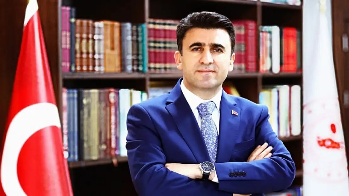 Vali Aygöl, tebrik çiçeklerini şehit ailelerine gönderdi
