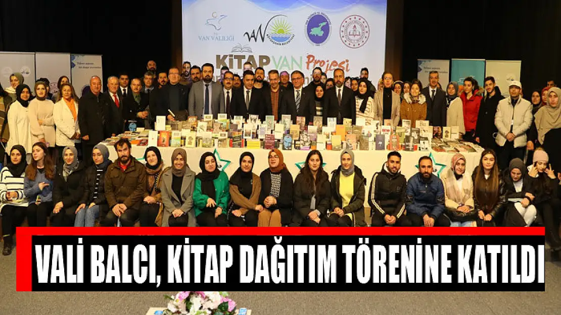 Vali Balcı, kitap dağıtım törenine katıldı