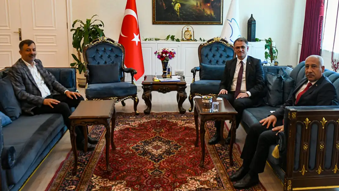 Vali Balcı, MHP İl Başkanı Güngöralp'ı kabul etti