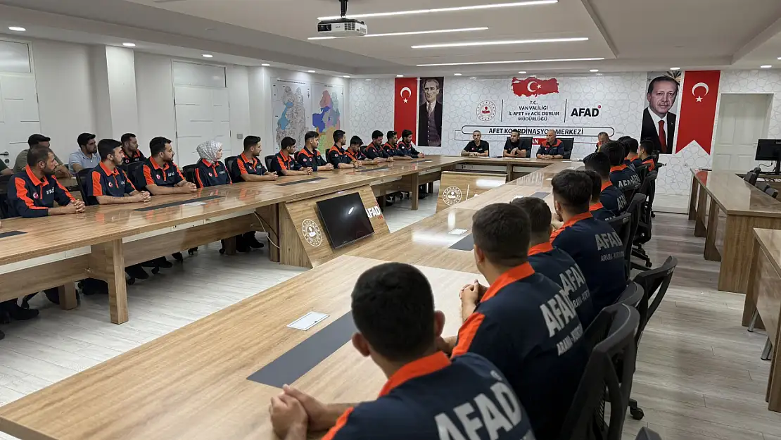 Van AFAD'da 2125 teknisyen işbaşı yaptı