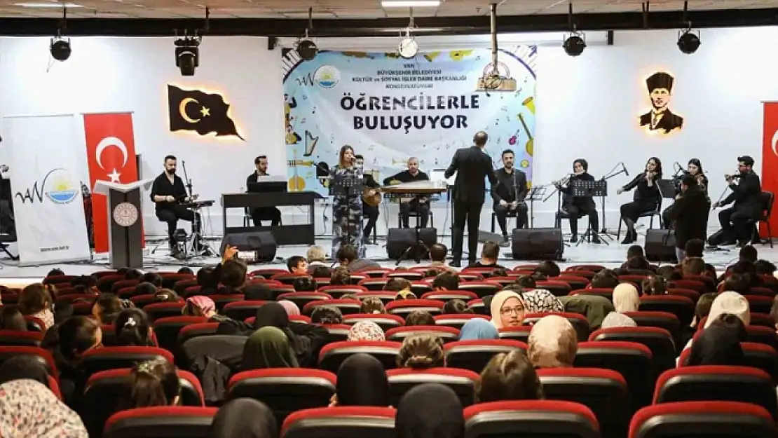 Van Büyükşehir Belediyesi'nden müzik şöleni