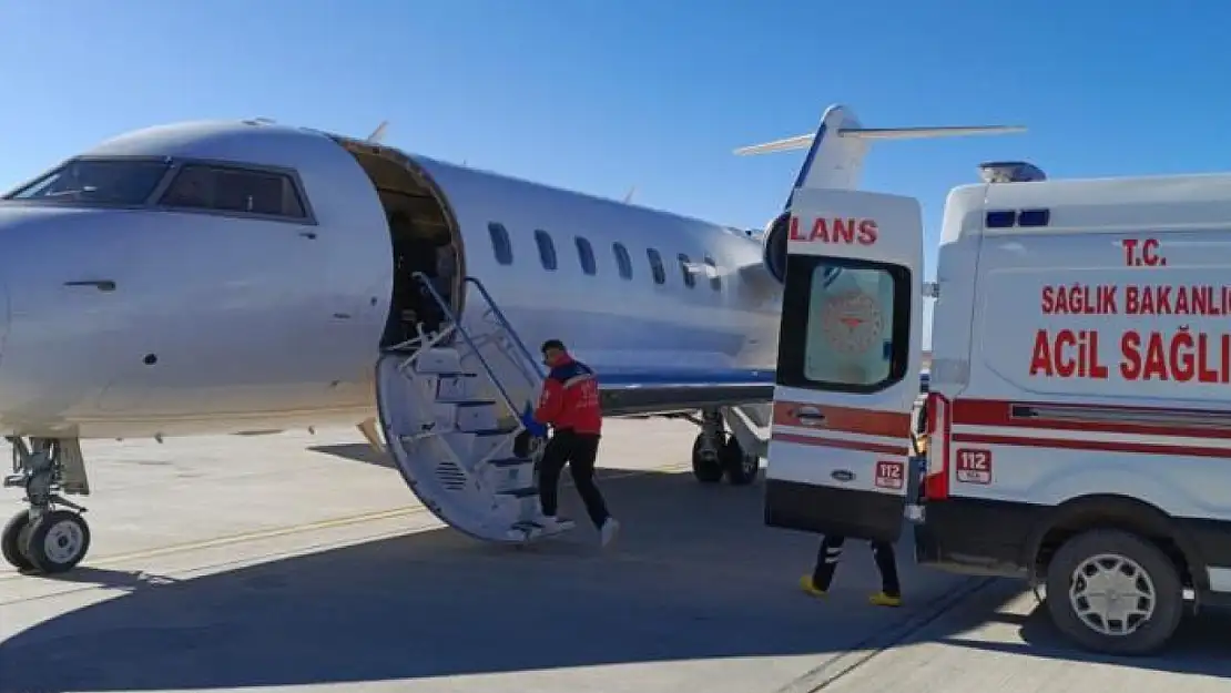 Van'da 10 yaşındaki hasta için ambulans uçak havalandı