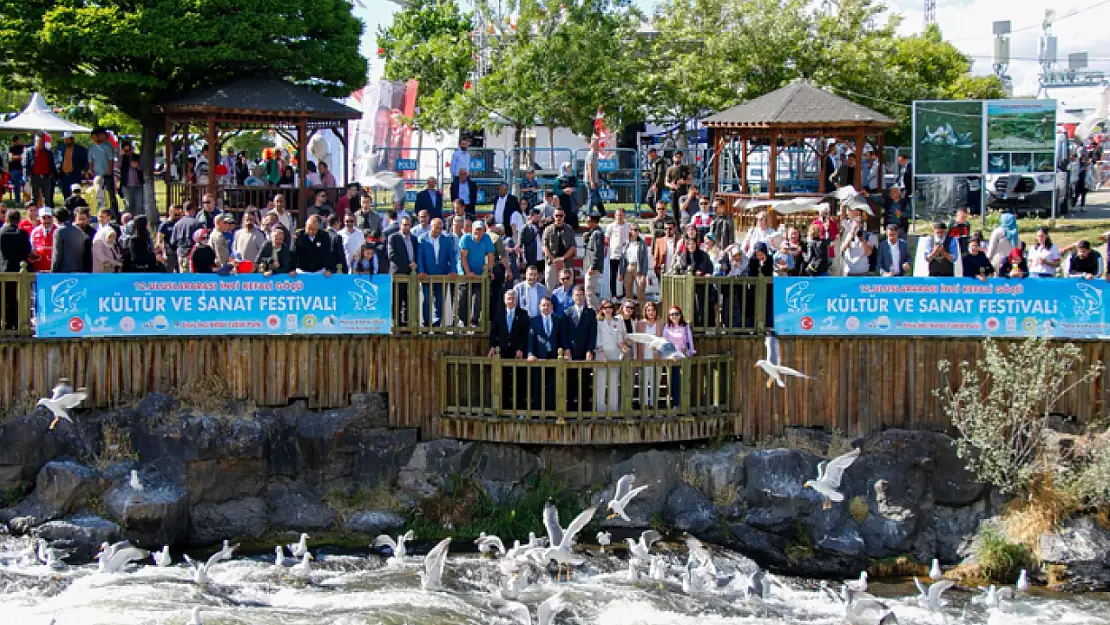 Van'da 12. İnci Kefali Festivali başladı