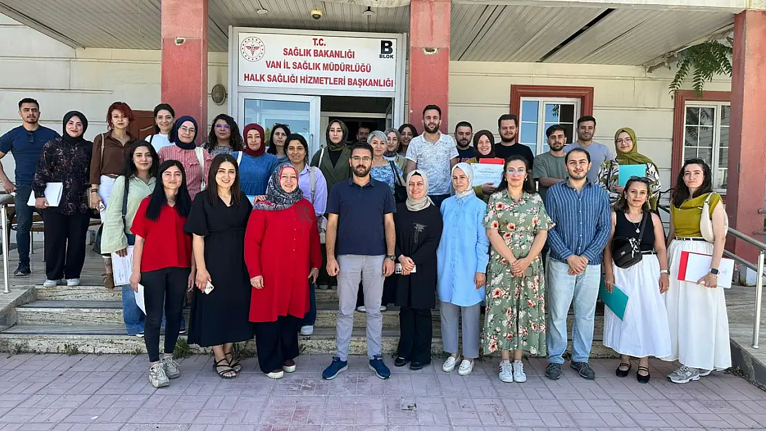 Van'da 23 sağlık çalışanına NRP eğitimi verildi
