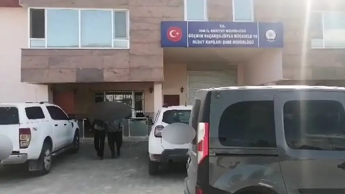 Van'da 3 kişi tutuklandı