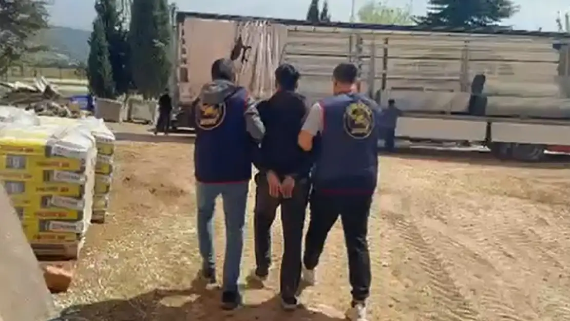 Van'da 8 kişi gözaltına alındı