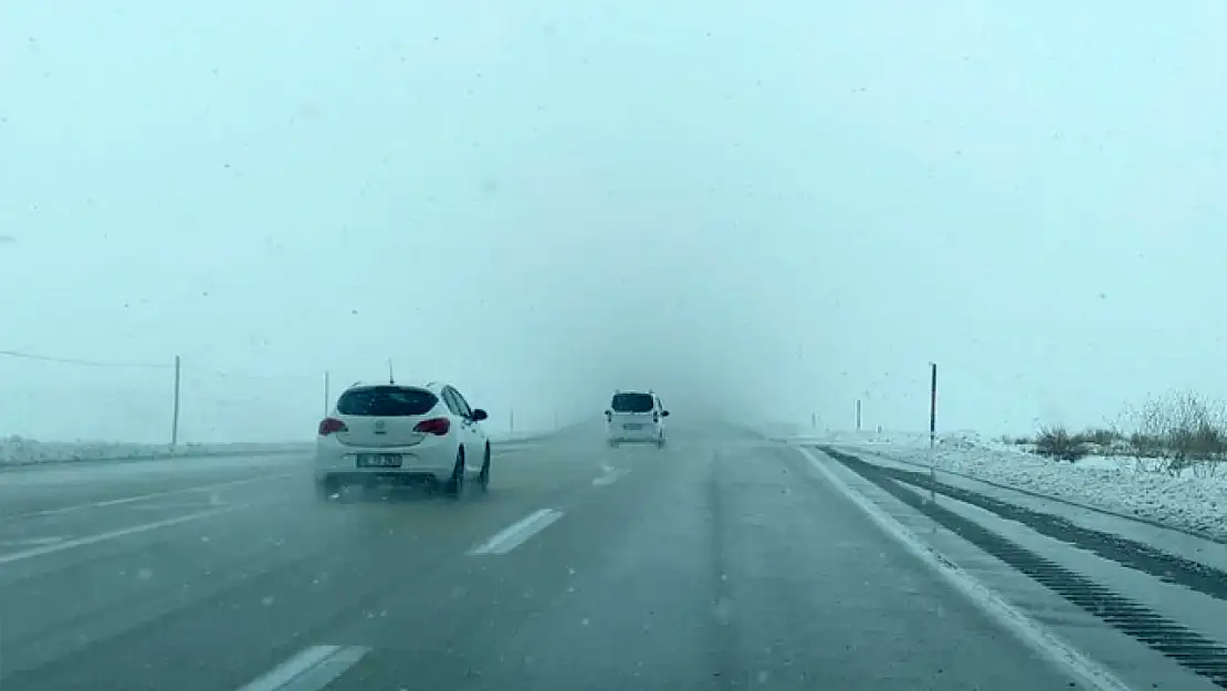 Van'da 86 yerleşim yerinin yolu ulaşıma kapandı