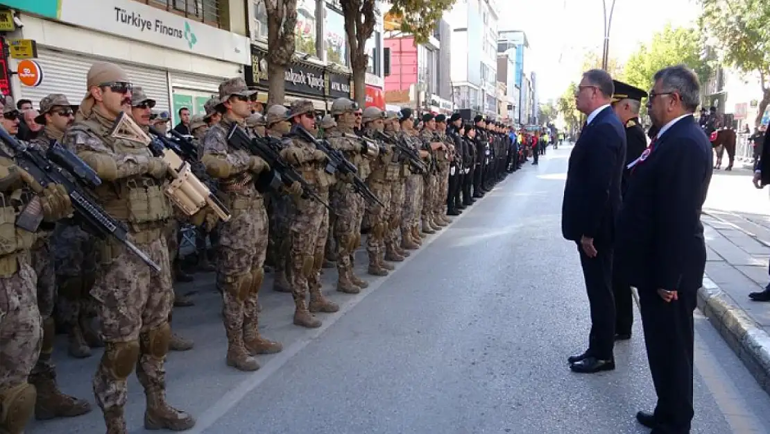 Van'da Cumhuriyet Bayramı coşkusu