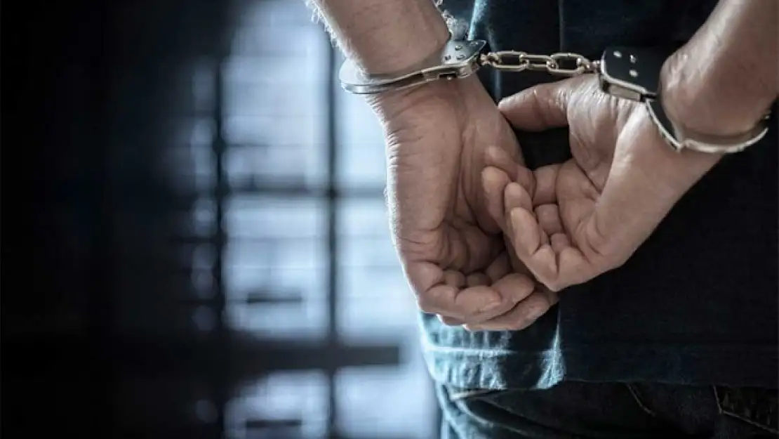 Van'da değişik suçlardan 21 kişi tutuklandı