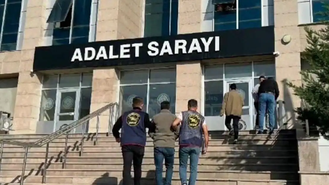 Van'da değişik suçlardan 25 kişi tutuklandı