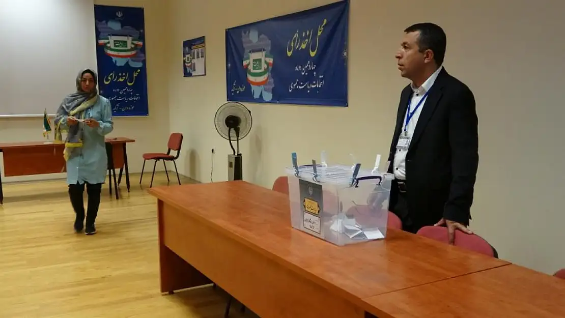 Van'da İran Cumhurbaşkanlığı seçimleri için oy kullanma işlemi başladı