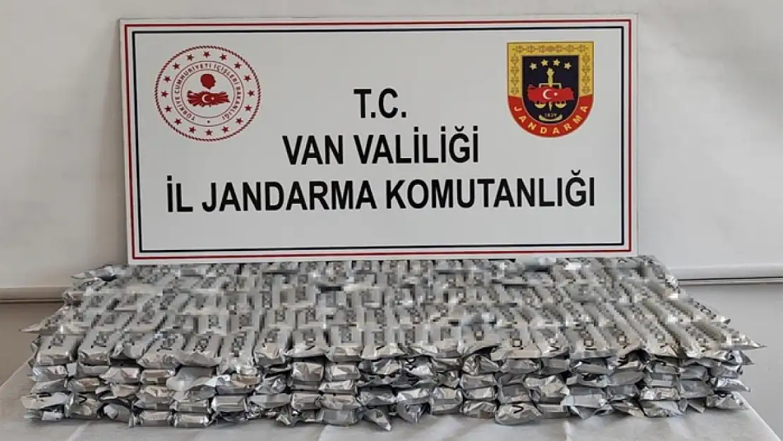 Van'da kaçak sigara operasyonu