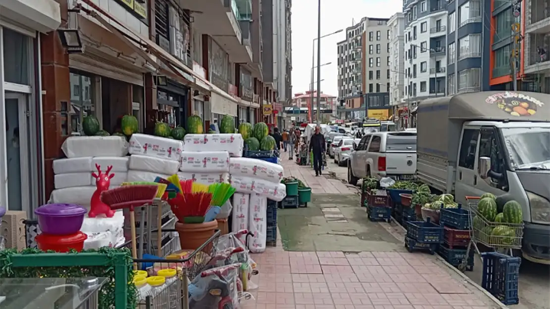 Van'da kaldırım işgalleri bitsin artık