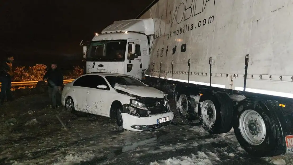 Van'da karla birlikte kış kazaları başladı