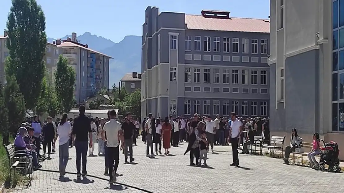 Van'da LGS heyecanı başladı