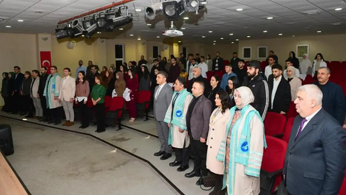 Van'da öğrenciler beyaz önlükle mesleğe ilk adımlarını attılar