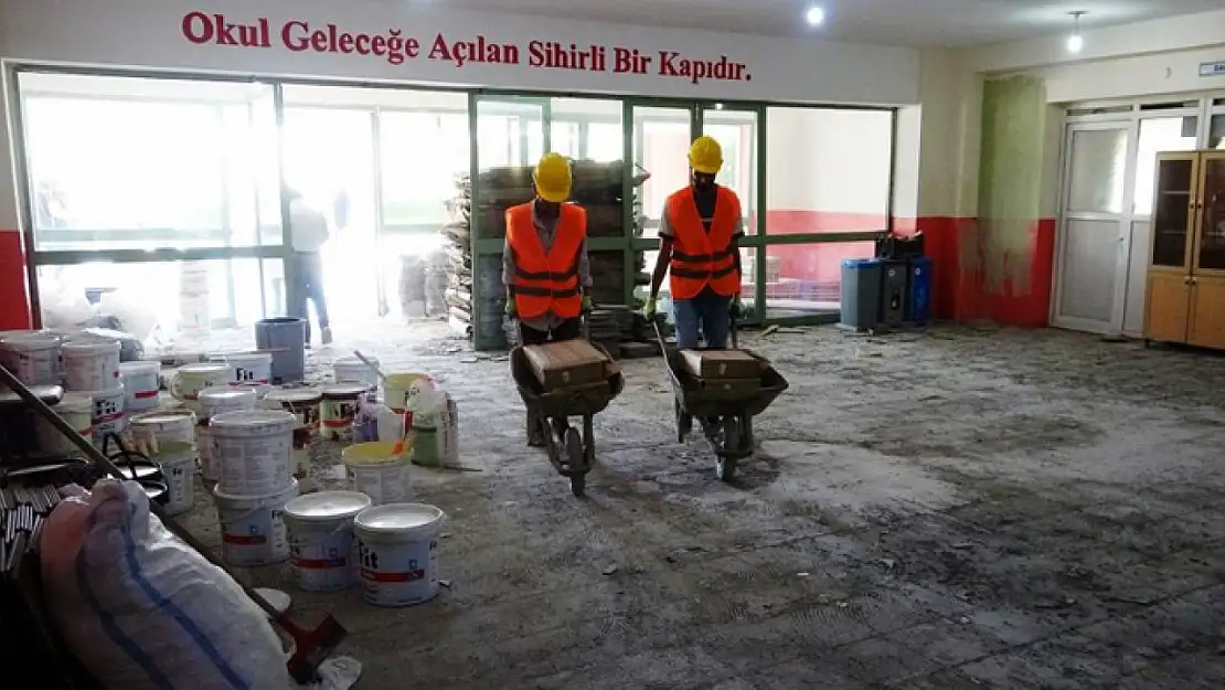 Van'da okullar eğitim öğretime hazırlanıyor