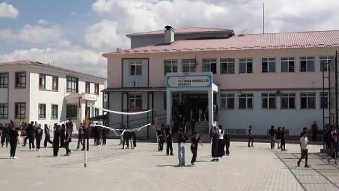 Van'da okullarda 'zilsiz ders' dönemi başladı
