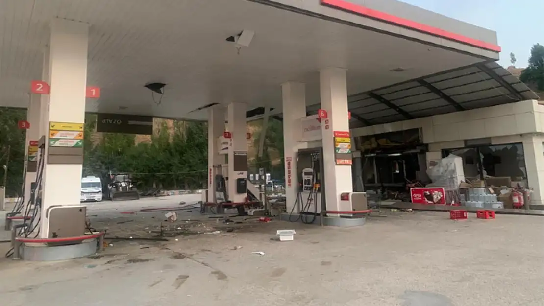 Van'da petrol istasyonunda patlama