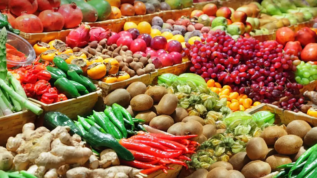 Van'da sebze ve meyve fiyatları vatandaşları zorluyor