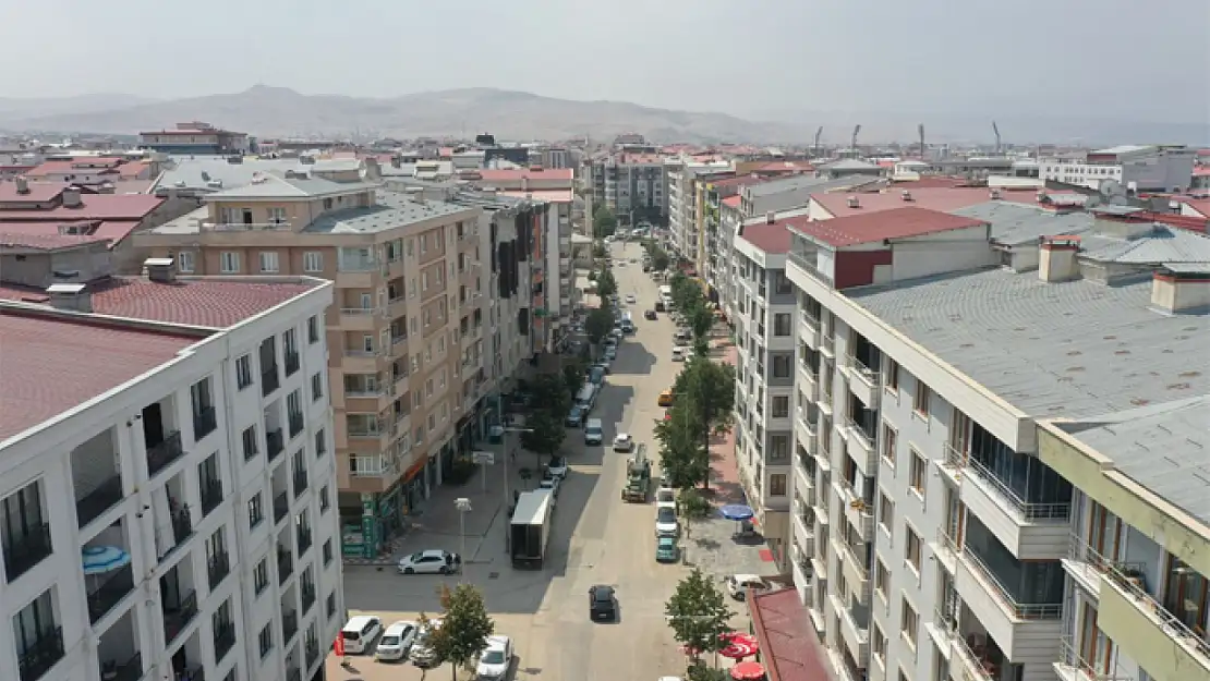 Van'da Suvaroğlu Caddesi yenileniyor